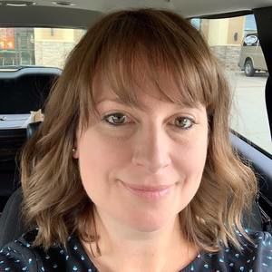 Meet your Posher, Andrea